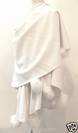 CAPE Blanc AVEC POMPONS FOURRURE RENARD - model PN198