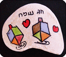 חלוקי נחל מצויירים לחנוכה